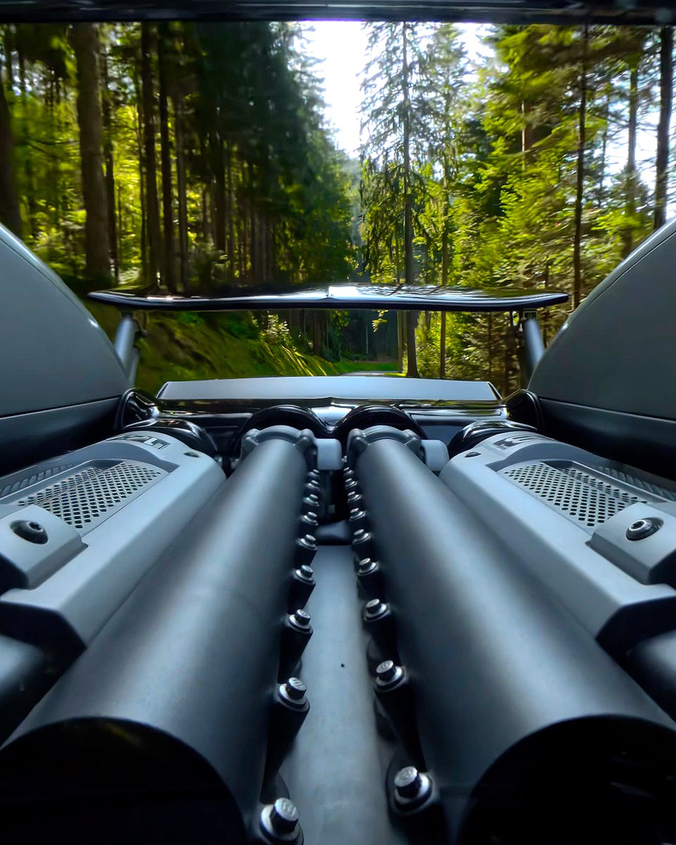 Sixteen cylinders. Four turbochargers. One unmistakable sound. The BUGATTI W16 in motion – the voice of the VEYRON 16.4. #BUGATTI #VEYRON #BUGATTIVeyron –