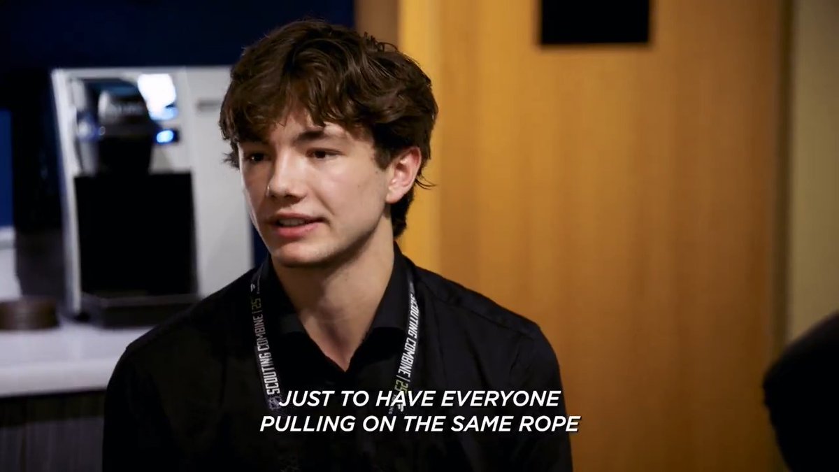 Roger McQueen, a glue guy. Get to know the 2025 NHL Draft Prospect 👇
