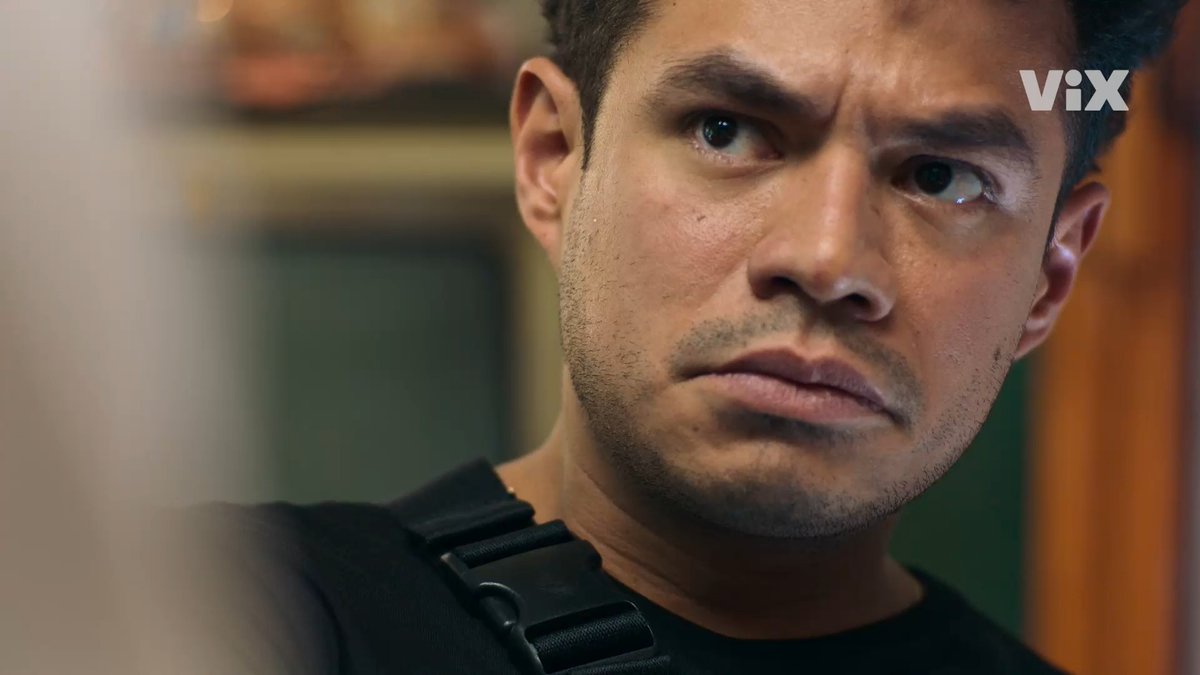 El profe más banda regresa… y esta vez viene con todo menos el reglamento. 🎒😎 #ProfeInfiltrado se estrena en #ViX el 3 de julio.