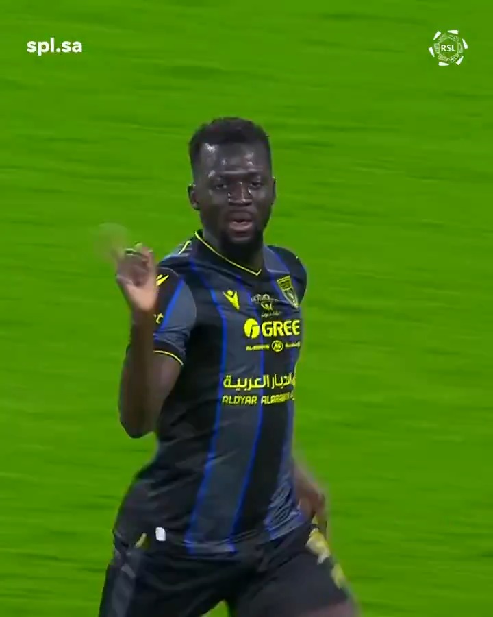 أهداف نادي التعاون السعودي في الموسم الماضي كانت 😍 اختر هدفك المفضل 🐺 #دوري_روشن_السعودي
