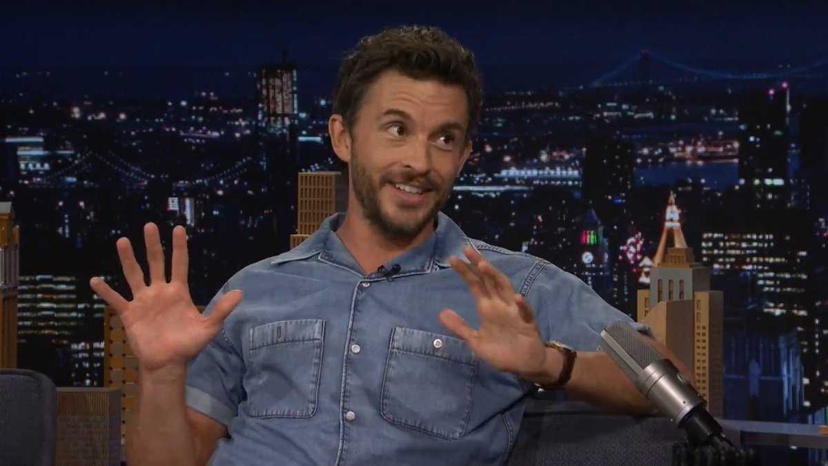 Jonathan Bailey has a clarinet solo on the ‘JURASSIC WORLD REBIRTH’ score. (Source: The Tonight Show)