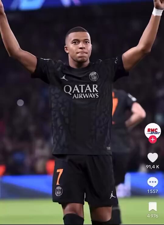 .BFMTV C'est Riri c'est lui qui a tous les dossiers Palm beach etc moi j'rigolai t'as capté!!! @danielriolo Dis leur moi j'y étais pas et j'ai pas la chiasse!!!