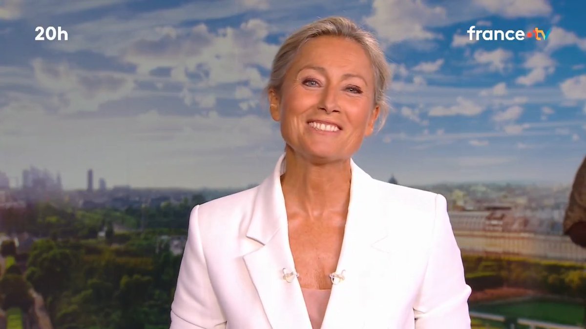 🥹📺 Ce soir, Anne-Sophie Lapix présentait son dernier #JT20h après 8 ans d'antenne. MERCI !
