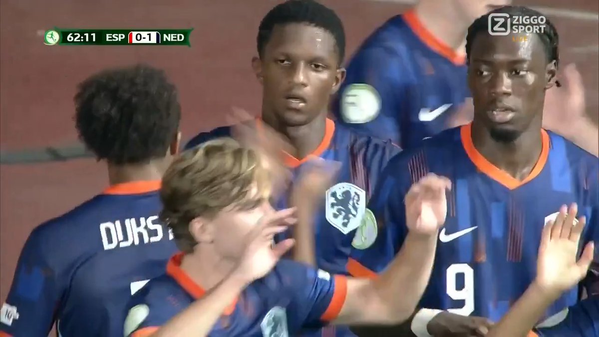 𝐉𝐀𝐀𝐀𝐀, GIVAIRO READ! 🤩 Nederland komt op een 1-0 voorsprong tegen Spanje ✨ #ZiggoSport #U19EURO #ESPNED