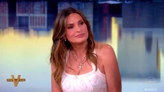 "It was brutal." @therealmariskahargitay reflects on one of the biggest reveals in her new documentary 'My Mom Jayne' – learning at 25 that Mickey Hargitay was not her biological father.