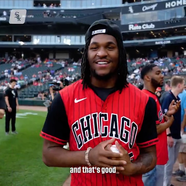 Luther Burden III with a curveball! Thanks for dropping by, Chicago Bears 🐻⬇️