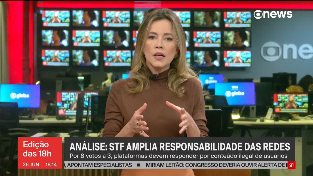 “Mesmo essa entidade chamada liberdade de expressão, que é uma das faces da democracia, de acordo com a legislação brasileira há limites para ela. O que o Supremo Tribunal Federal, independentemente da modulação que faz, pareceu entender é que não pode existir uma licença total, sem responsabilização, das redes sociais que divulgarem qualquer tipo de conteúdo. (...) Não acho que o Supremo esteja querendo fotografar o cenário a partir de um quadro excessivo. Esperou, pelo tempo mais do que necessário, que o Congresso Nacional se posicionasse, e o Congresso abriu mão de se manifestar”, diz Natuza Nery sobre decisão do STF de responsabilizar as redes sociais por postagens de usuários. ➡ Assista ao #Edição18: #GloboNews
