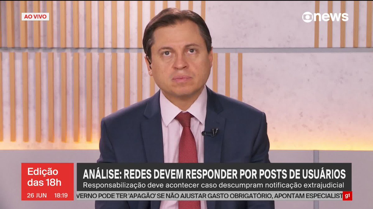 “Tem muita coisa grave acontecendo nas redes sociais. Então, a partir de uma notificação, a plataforma tem que ser responsabilizada. (...) Se você faz uma acusação sem prova, você pode responder judicialmente, e vai por esse caminho do meio que o ministro Luís Roberto Barroso já tinha colocado no seu voto. O Supremo toma uma decisão onde havia um vazio, e era preciso, de fato, ter esse tipo de regramento para responsabilização das plataformas”, diz Gerson Camarotti sobre decisão do STF de responsabilizar as redes sociais por postagens de usuários. ➡ Assista ao #Edição18: #GloboNews