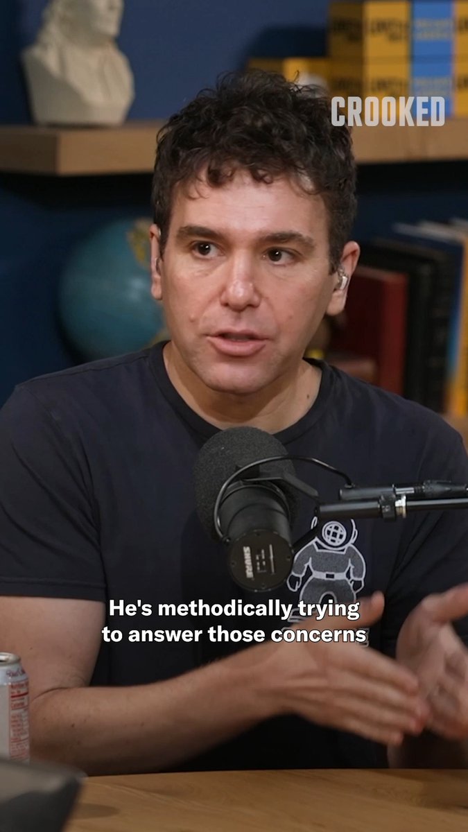 "That, to me, was really impressive." @JonLovett talks about what has made Zohran Kwame Mamdani successful. Watch more Pod Save America on YouTube.