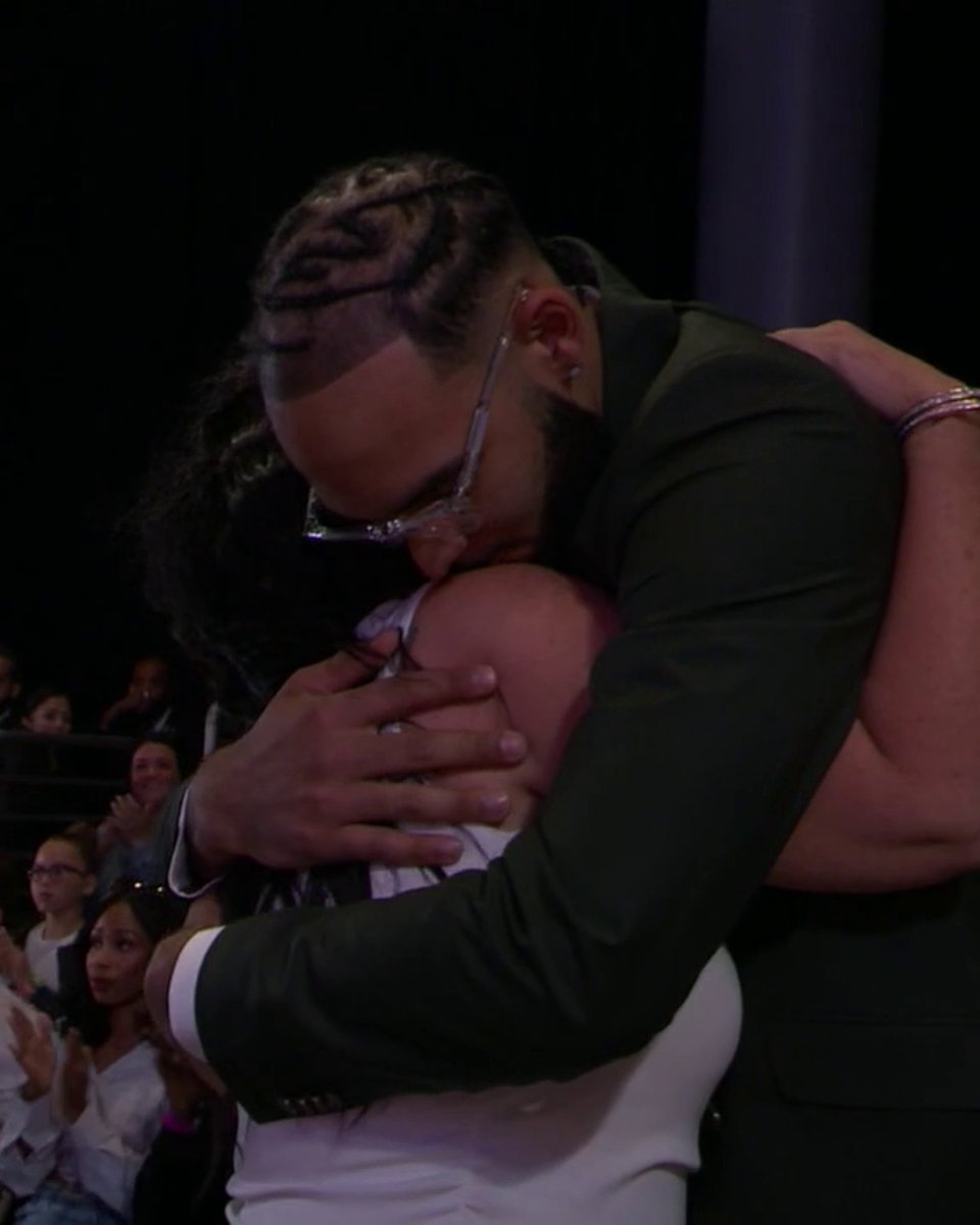 The moment Johni Broome was selected by the Sixers ❤️