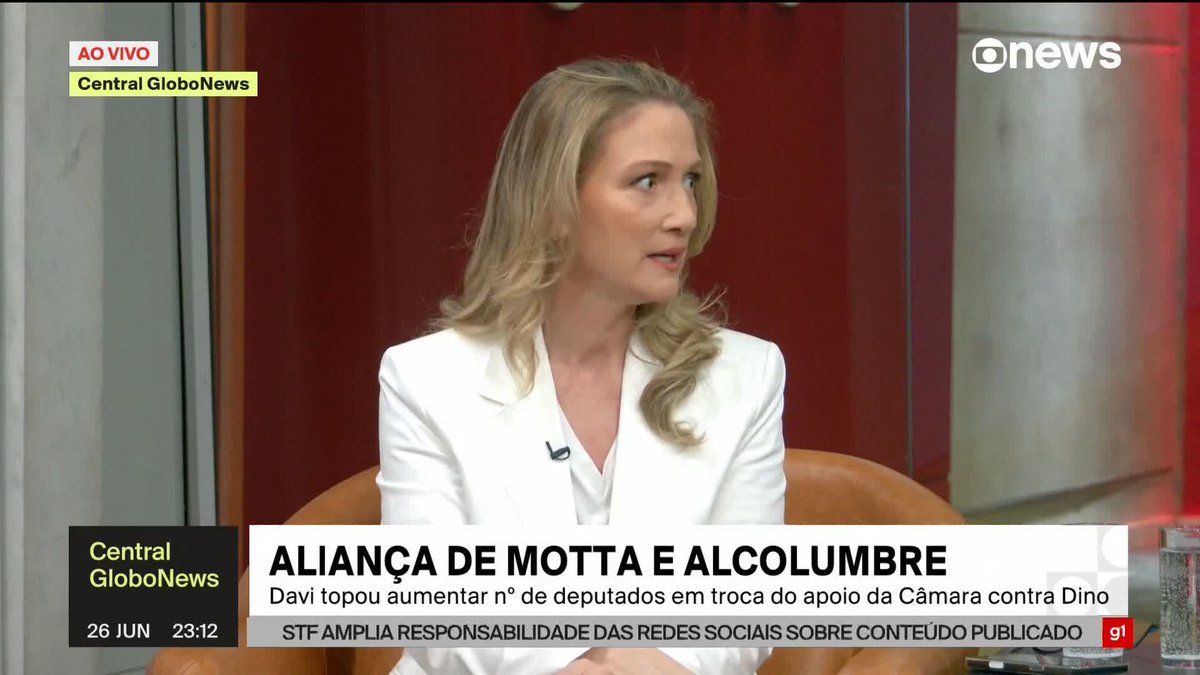 “O que realmente pesou são as investigações no Supremo Tribunal Federal, que estão nas mãos do Flávio Dino, sobre as emendas. Especialmente as emendas PIX, porque hoje já está claro no mundo político que elas (as investigações) pegam o União Brasil, nomes importantíssimos do União Brasil. Não é à toa que Antonio de Rueda, presidente do partido, esteve hoje com Lula, isso não pode passar em branco, e (o presidente do Senado) Davi Alcolumbre quis dar o troco no governo. Por quê? Porque Flávio Dino e o governo são vistos como uma única coisa dentro do Congresso. (...) As investigações são de arrepiar. O que se está descobrindo não é pouco coisa, e é isso que está deixando o mundo político inquieto”, diz Ana Flor sobre a crise entre Executivo e Legislativo que levou o Senado a aprovar o aumento do número de deputados. ➡ Assista à #CentralGloboNews com Natuza Nery: #GloboNews