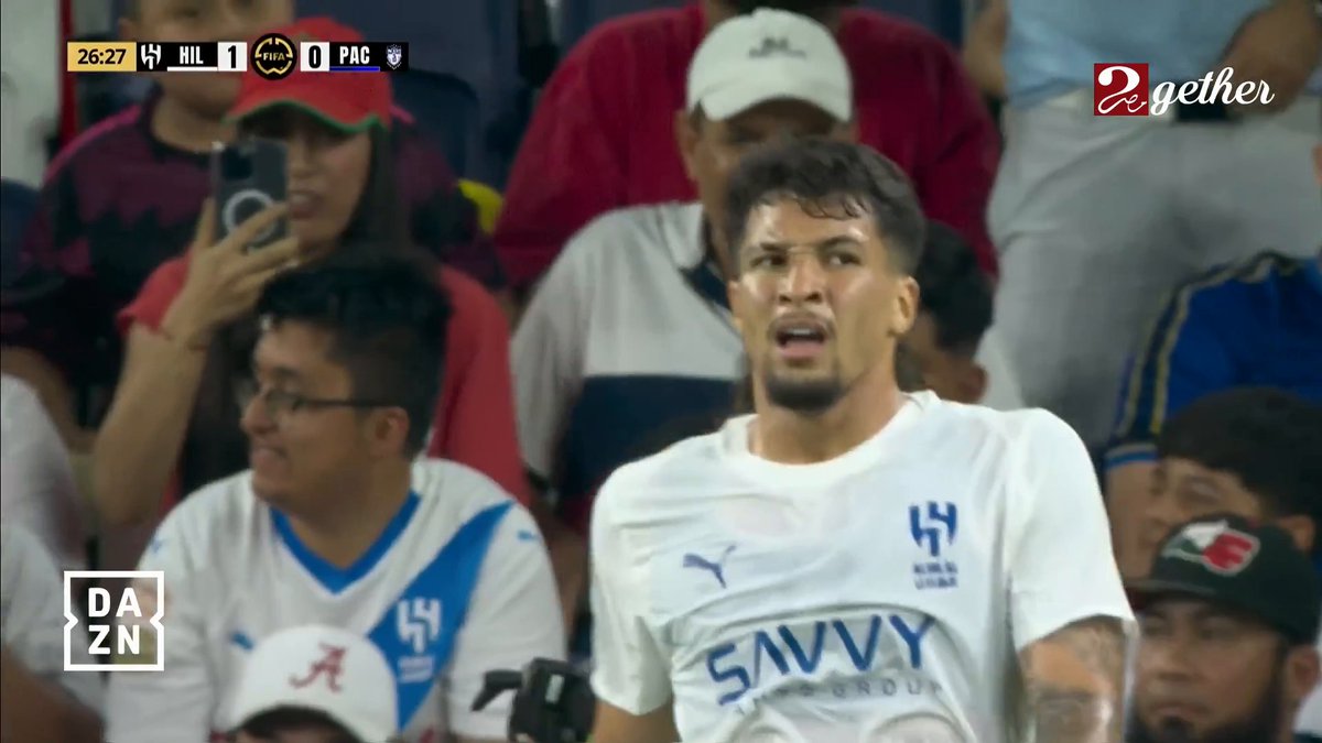 الأهلي المصري فخر أفريقيا و العرب مع كامل احترامي لي نادي الهلال السعودي كبير و زعيم اسياو العرب بس وضع الأهلي المصري غير الهلال الف مبروووك لي الهلال السعودي 💙🇸🇦 ❤️🇪🇬 #الهلال_باتوشكا #الهلال_باتشوكا