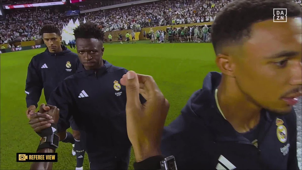 POV: Saludas a los jugadores del Real Madrid 🤝 FIFA Club World Cup | Todos los partidos gratis en | #FIFACWC #TakeItToTheWorld