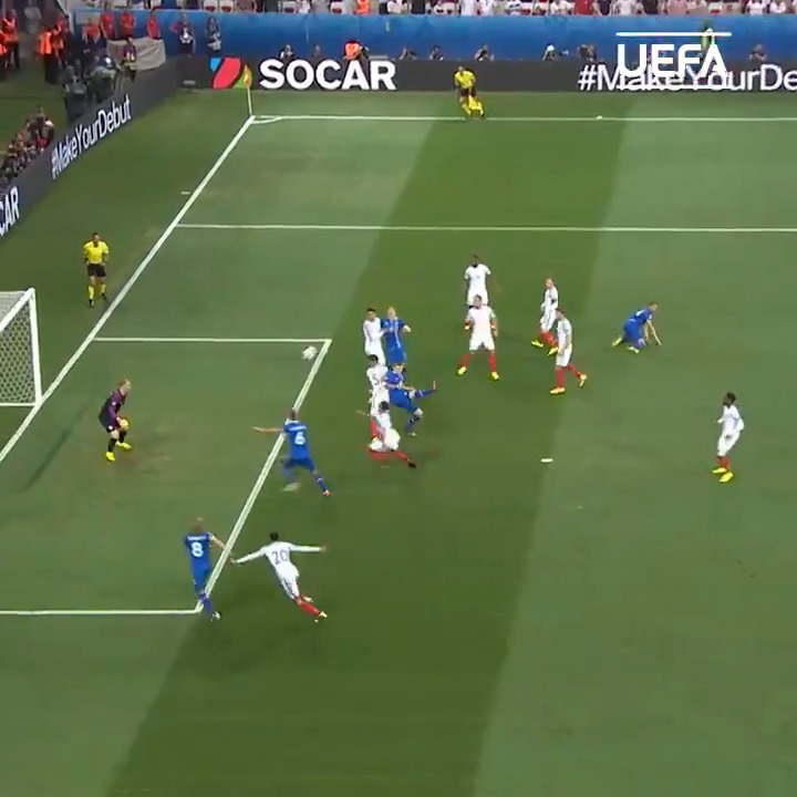 🏴󠁧󠁢󠁥󠁮󠁧󠁿 ENGLAND 1-2 ICELAND 🇮🇸 9 years ago today, EURO 2016 saw a major shock as Iceland reached the quarter-finals in their first ever major tournament appearance! 👏