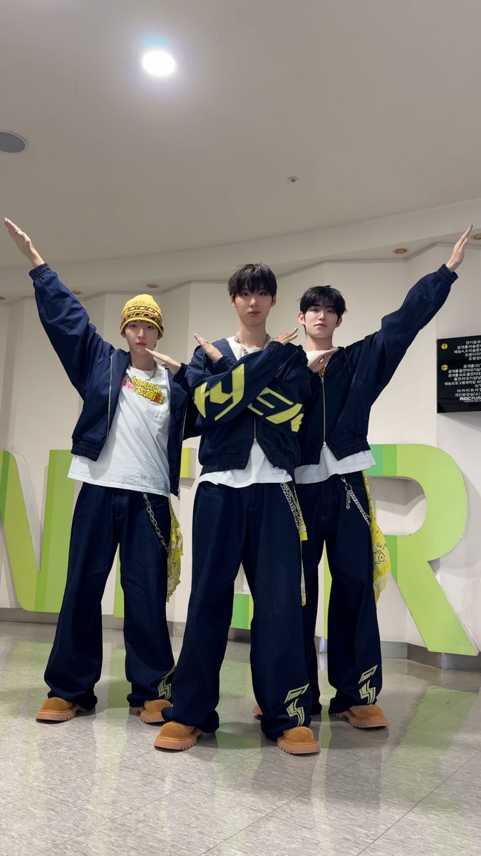 let's go party 🎉 #주왕 #민제 #동현 #Juwang #Minje #Donghyeon #KickFlip #킥플립 #Kick_Out_Flip_Now #Electricity