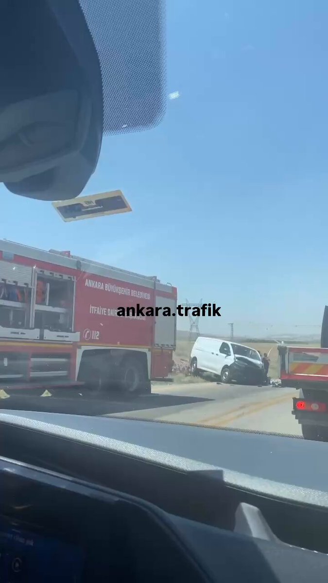 Temelli’de çok büyük kaza var iki araç kafa kafaya çarpıştı. Allah Yardımcıları Olsun.