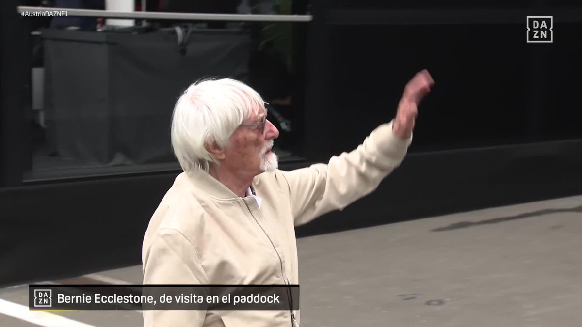 Tiene 94 años y está hecho un chaval 😄👏 Bernie Ecclestone, de visita en el Red Bull Ring #AustriaDAZNF1 🇦🇹