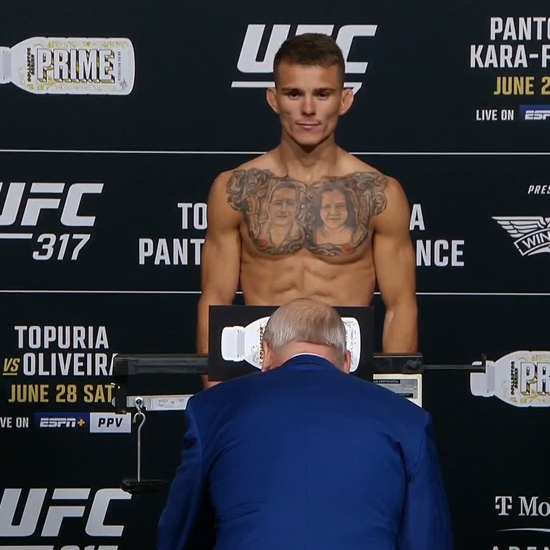 Set for his PPV debut 👏 Felipe Jungle Boy Lima weighs-in at 135.5lbs! [ #UFC317 | TOMORROW on ESPN+ PPV | 10pmET ]