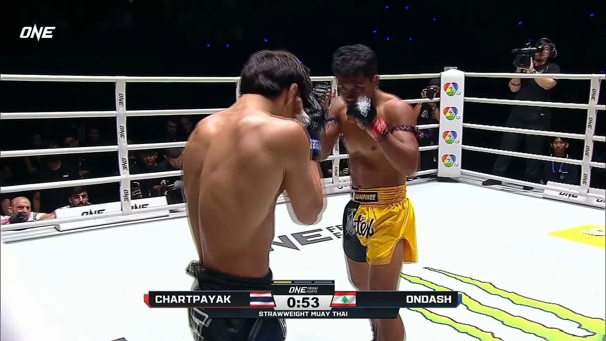 One of the CRAZIEST ONE Championship fights you'll ever see 😱