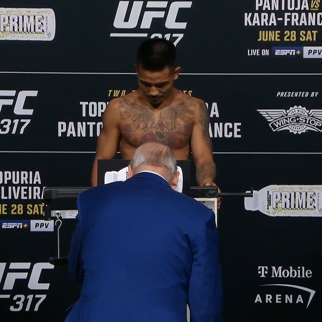 For the second time in June 😮‍💨 Joshua Van weighs-in at 125.5lbs! [ #UFC317 | TOMORROW on ESPN+ PPV | 10pmET ]