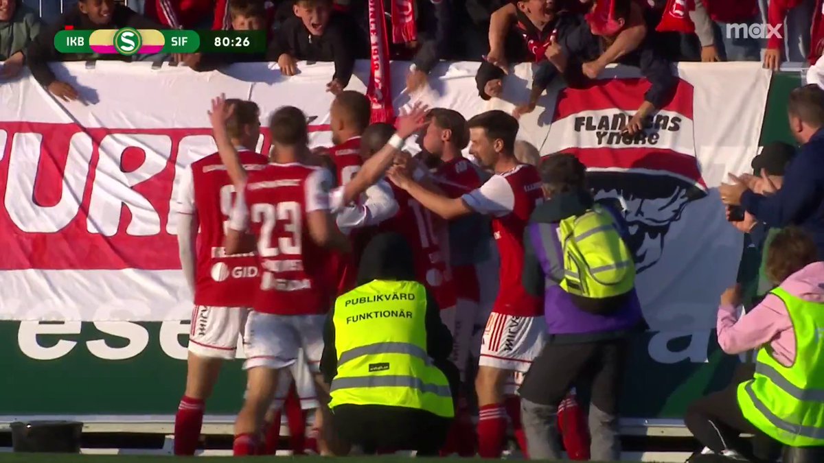 Precis inbytte Kim Käck Ofordu gör 2-1 för Sandviken borta mot Brage! 📲 Se matchen på Max