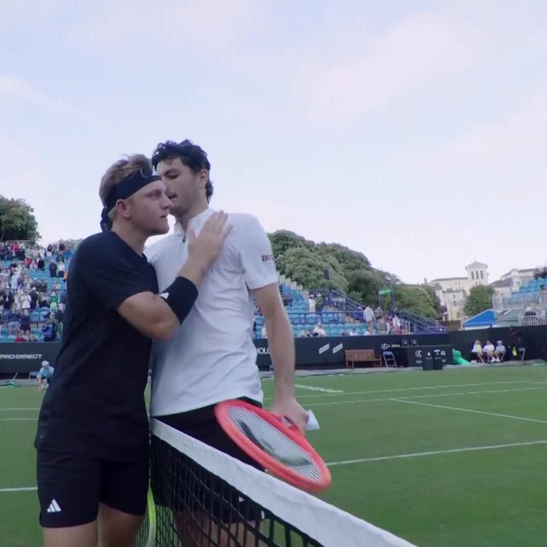 Fritz On Fire! 🔥 @TaylorFritz97 takes out Davidovich Fokina 6-3 3-6 6-1 to book his place in the #LexusEastbourneOpen final