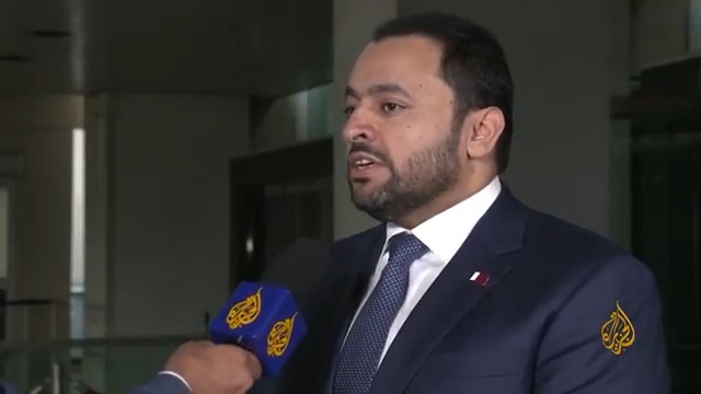 وزير الدولة بوزارة الخارجية القطرية محمد بن عبد العزيز الخليفي للجزيرة: #قطر تؤمن إيمانا تاما بالحوار لحل الخلافات بالطرق السلمية، والوساطة هي ركيزة أساسية من ركائز سياستها الخارجية، لذلك فدولة قطر سباقة في حل الخلافات بين الدول حتى البعيدة جغرافيا #الأخبار