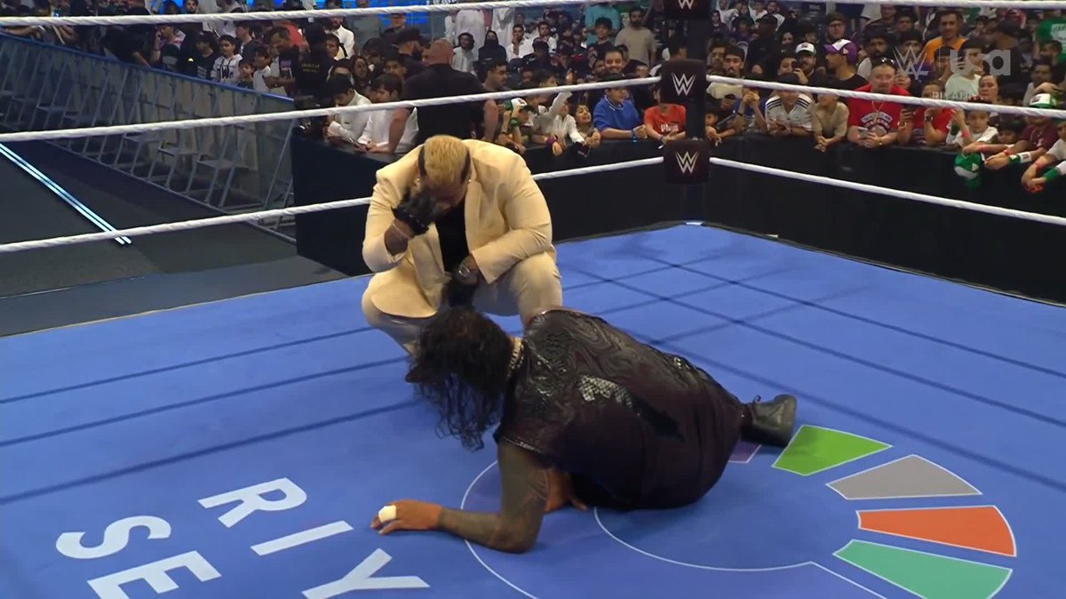 Read the room, Solo! Jimmy Uso does NOT want to join you 🙅