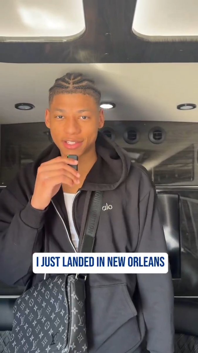 home in New Orleans. 🤝