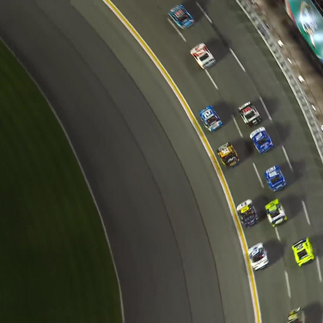 Caution late in Stage 2 following this incident. ⤵️