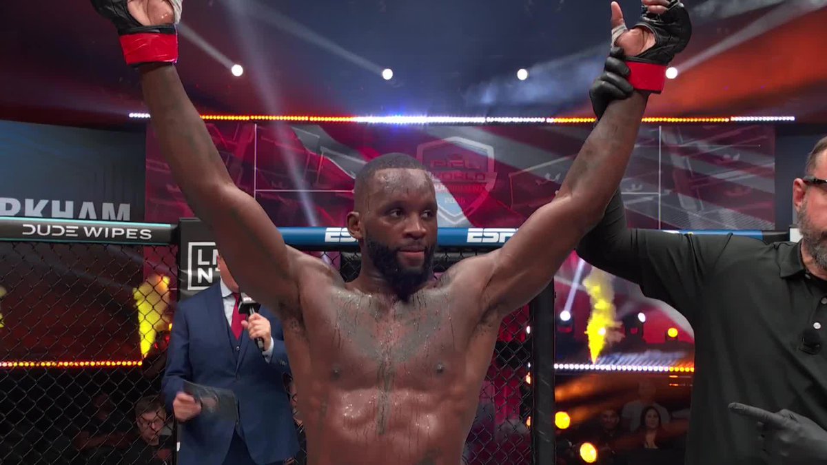 FABIAN EDWARDS PUT ON A MASTERCLASS. He will face Dalton Rosta in the Finals! #PFLWorldTournament