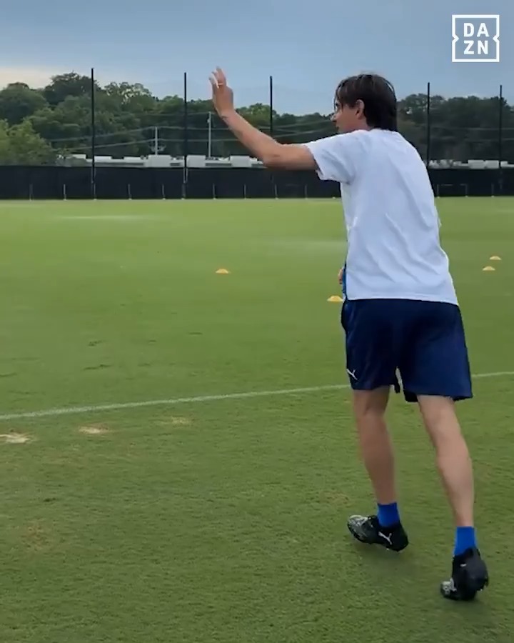Tacco e crossbar challenge 🥅 Sempre più Demone 😈 #Inzaghi #FIFACWC #DAZN
