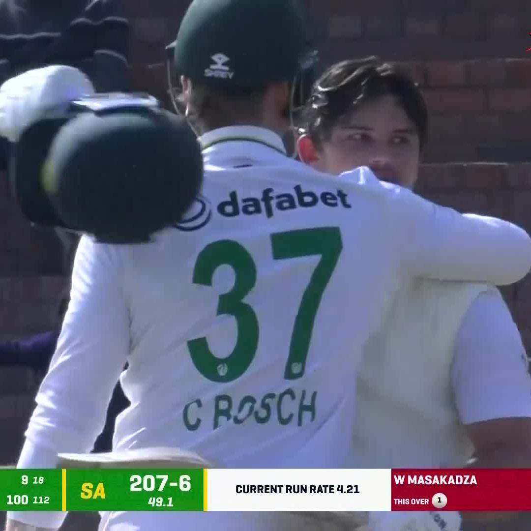 It's a century on debut for the 19-year-old 💯 Lhuan-dre Pretorius announces himself on the international stage 🤩✨ 📺 Stream #ZIMvSA on DStv: