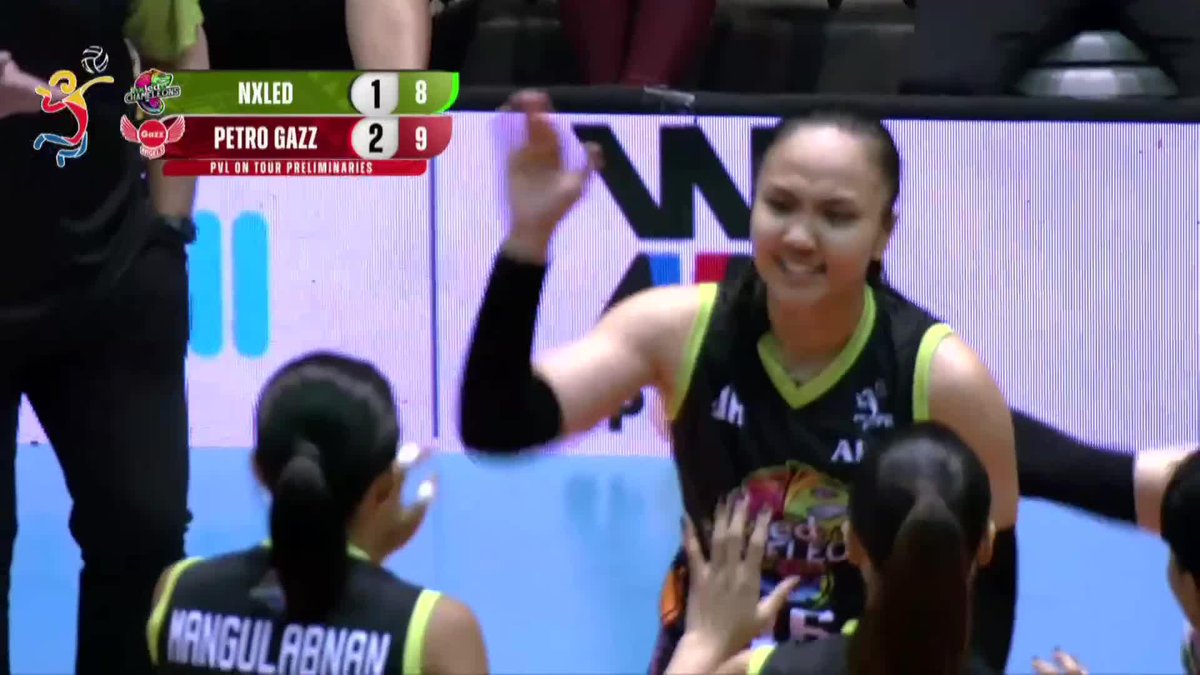 LDG UNLEASHED 🤯 Lyann De Guzman powers a 6-0 run for the Nxled Chameleons, giving them the upper hand against the Petro Gazz Angels in the fourth set of the 2025 PVL on Tour in Batangas City! #PVL2025 #PVLonTour #TheHeartofVolleyball