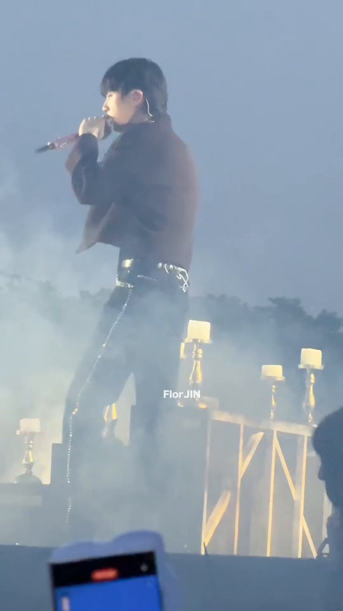 김석진 보컬 차력쇼의 절정 백그라운드