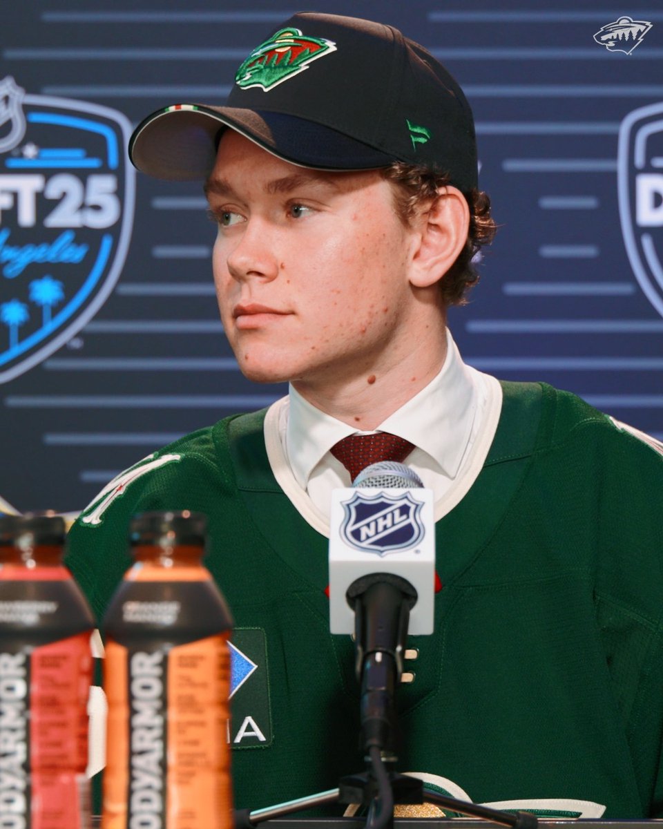 🗣️ Theo Hallquisth on how he sees his play style "I think I have a hockey sense that allows me to contribute offensively as well" #mnwild