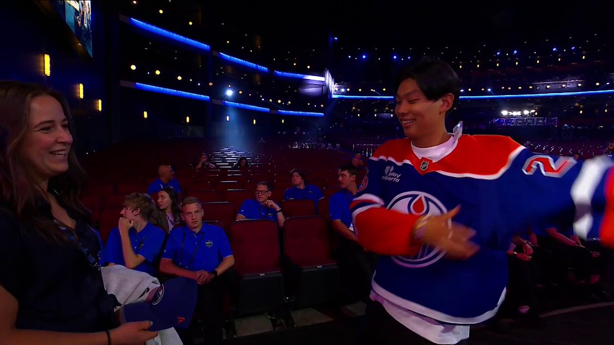 223rd overall and the second to last pick in the #NHLDraft, but Aidan Park stuck around for it! 👏