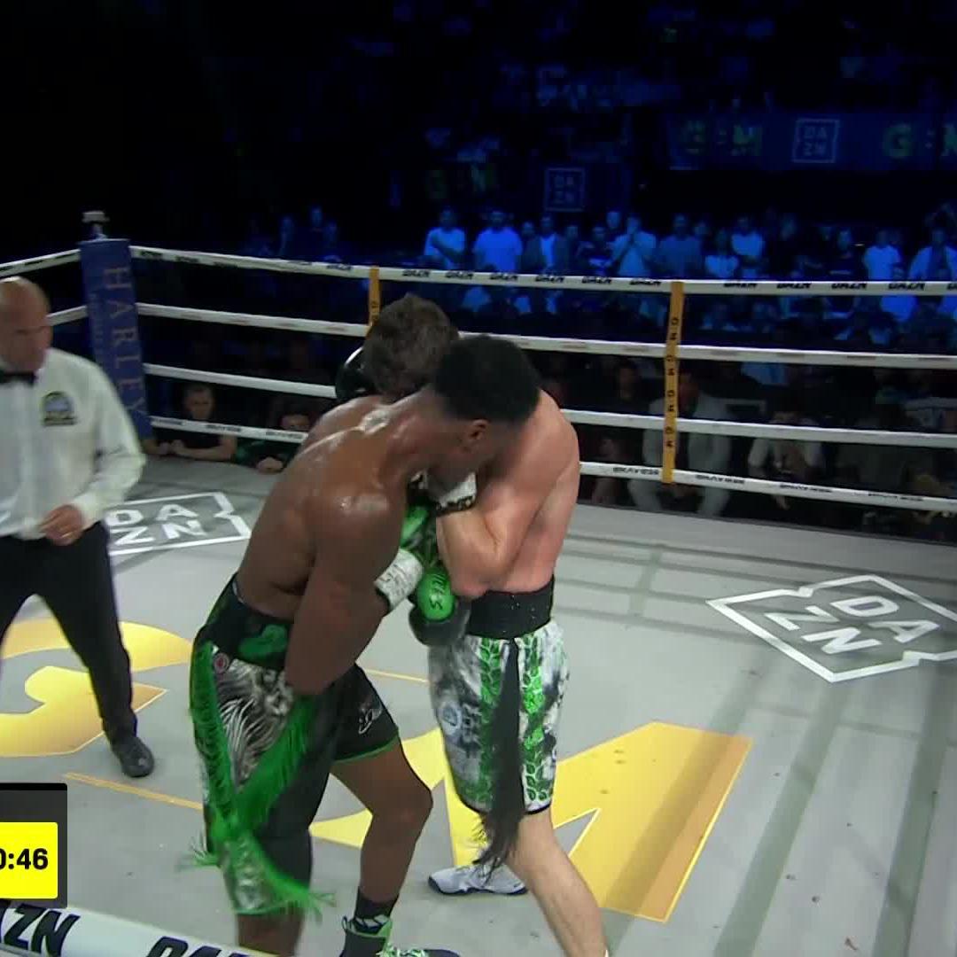 Shakan Pitters and Brad Rea are going AT IT 🍿 #PittersRea | Live NOW on DAZN