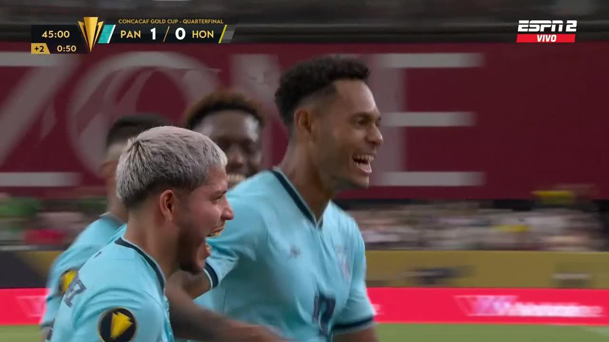 Sobre el final del PT, GOL de Ismael Díaz, para que Panamá se ponga 1-0 ante Honduras en los cuartos de final de la Copa Oro. 📺 La CONCACAF Copa Oro, por #DisneyPlus Premium