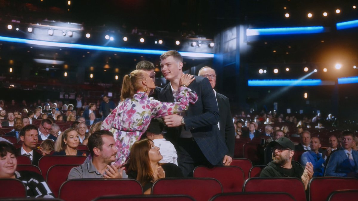 Nothing like celebrating at the #NHLDraft with family ❤️