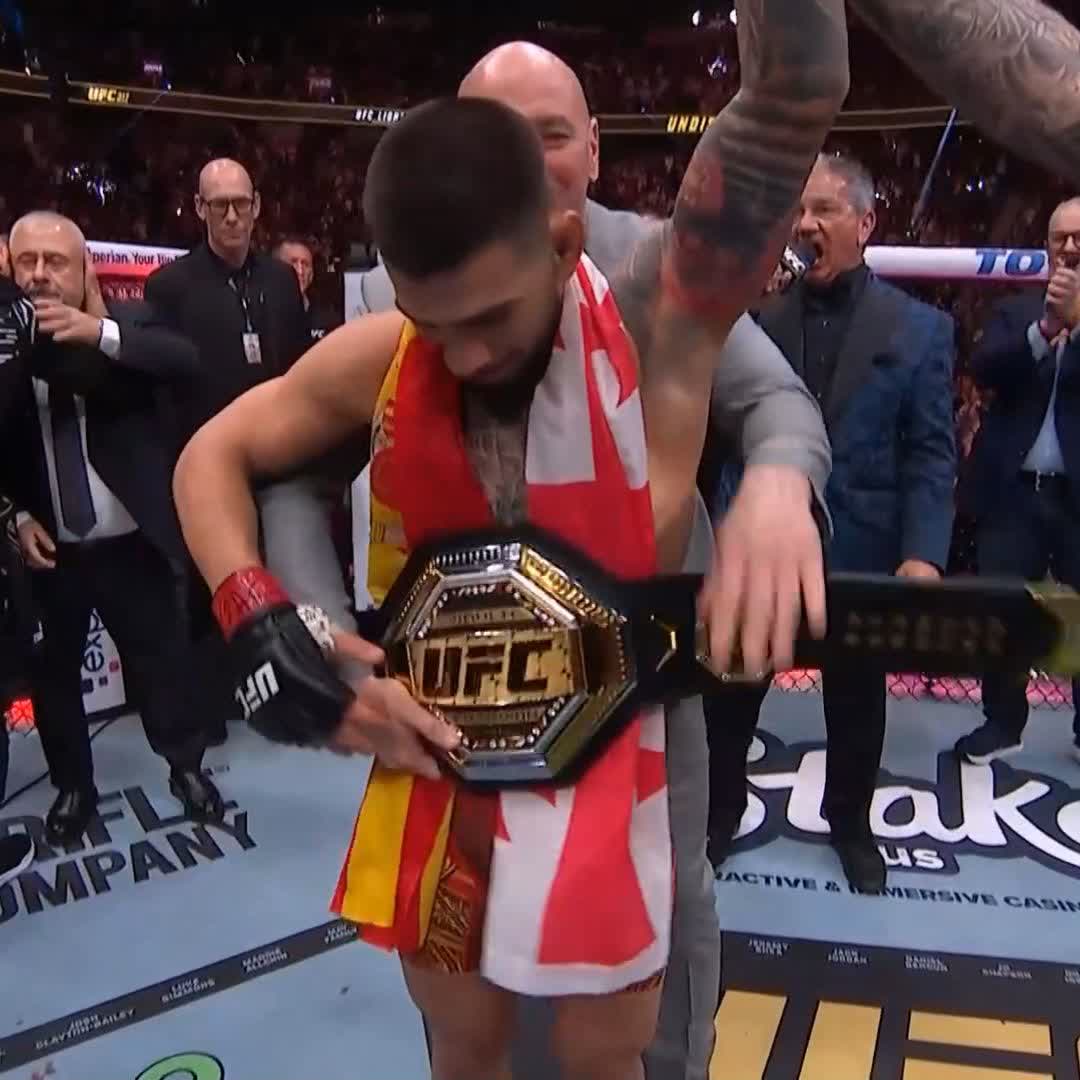 O Ilia Topuria é o novo campeão dos leves 🏆 #UFC317 | Ao vivo e exclusivo no @UFCFightPassBR | Assine agora e assista 🔗
