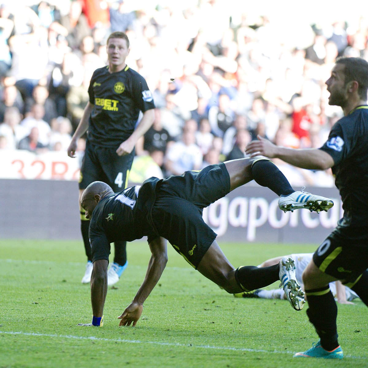 A scorpion kick at Swansea. 🦂 #wafc 🔵⚪️ | #GoalOfTheDay