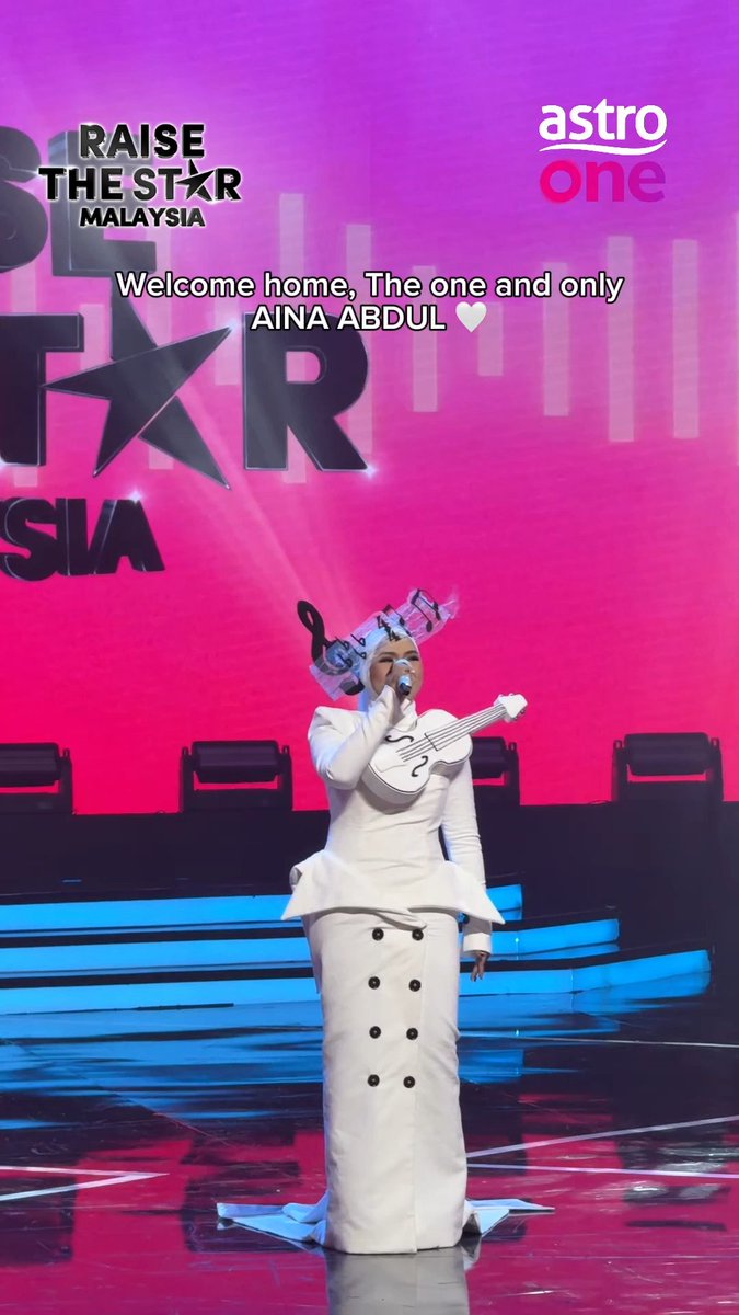 Welcome back our one and only, AINA ABDUL ! #AstroGo #AstroBaharu #AstroOne #RaiseTheStarMY