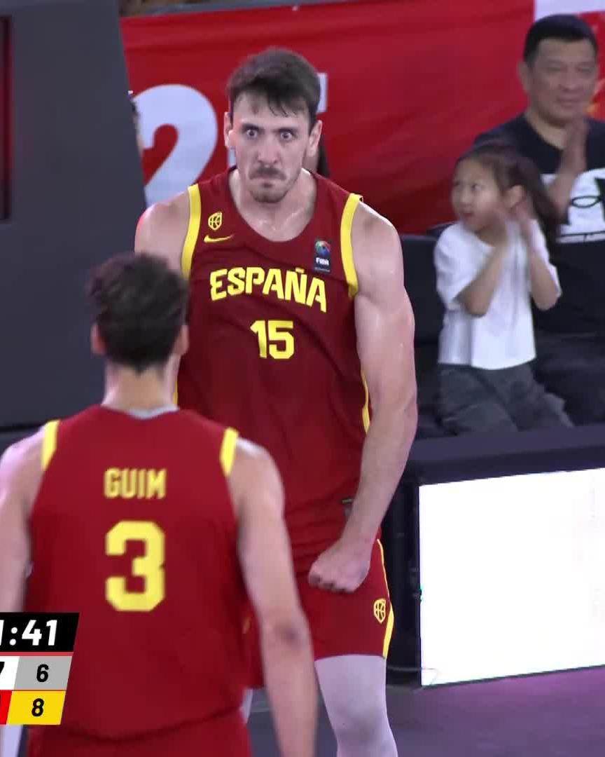 ¡¡¡CAMPEONES DEL MUNDO!!! Vaya final ha hecho Diego de Blas. Muñequita. Ilusionante ciclo olímpico 🏆🏀🔥👏🏼