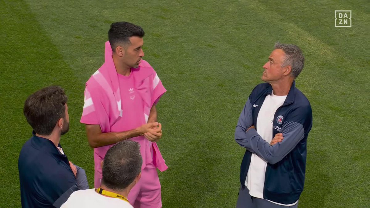 🫂 A bit of catching up for Lucho and Sergio pre-match 🫂 Watch the FIFA Club World Cup | June 14 - July 13 | Every Game | Free | | #FIFACWC #TakeItToTheWorld #PSGMIA
