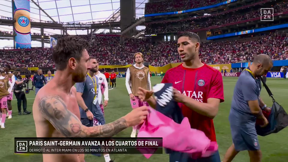 El intercambio de camisetas entre Messi y Achraf Hakimi 🤝👕 FIFA Club World Cup | Todos los partidos gratis en | #FIFACWC #TakeItToTheWorld