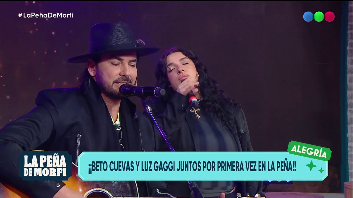 ¡QUÉ INCREÍBLE MOMENTO!✨ Beto Cuevas y Luz Gaggi nos emocionan con "El duelo" 🎶 Voces que ponen la piel de gallina en #LaPeñaDeMorfi 🔥