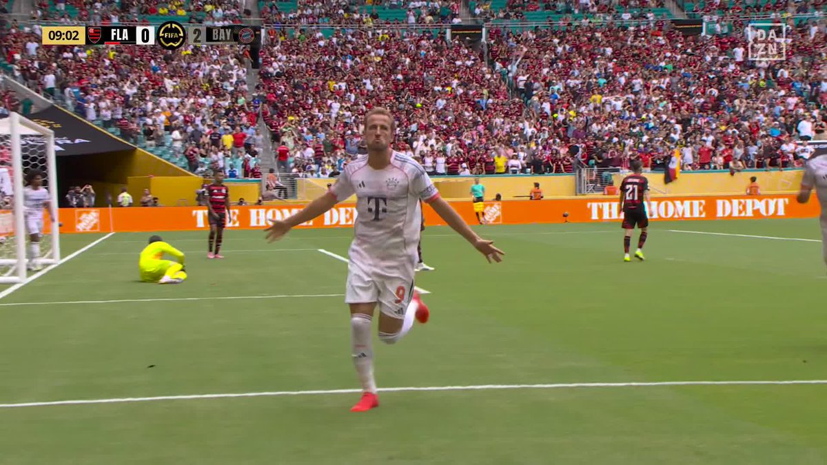 Esse gol do Kane, tão tirado pra merda por aqui, com erro na saída de bola do Arrascaeta achando que tá no Brasil onde ninguém pressiona e ele tem espaço é tão gostoso