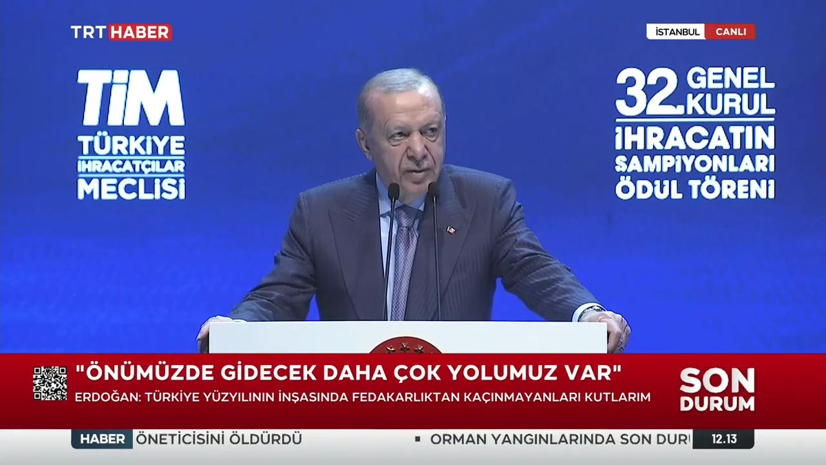 "Her türlü senaryoya hazırlık yapıyoruz" Cumhurbaşkanı Erdoğan: Muhalefetin savaş baronlarının ekmeğine yağ süren sorumsuz söylemlerine rağmen oyuna gelmedik. Hamdolsun ülkemizi bölgemizdeki çatışma ve savaşların çeperinde tutmayı başardık.