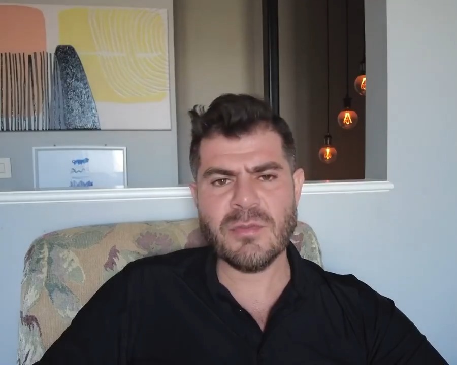 Hamas'ın 6 Ekim eylemlerinden sonra birileri zafer naraları atarken olacakları 2 yıl önce anlatmaya çalışmıştım. "Bu İsrail'in Gazze'yi boşaltma planı, aldanmayın" demiştim... O gün beni linç edenlerin de canı sağ olsun.